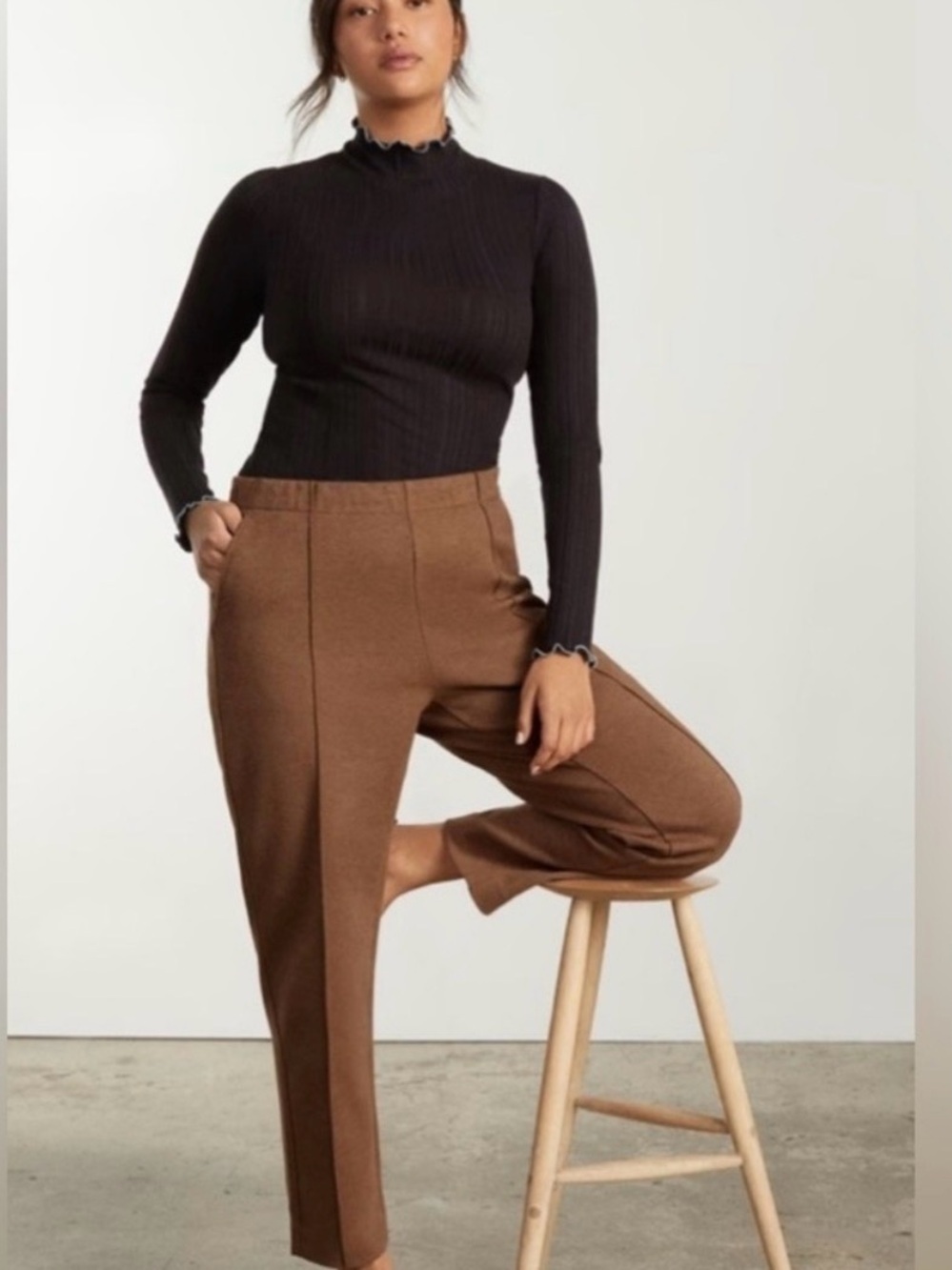 Everlane The Dream Pant In Hesthered Auburn